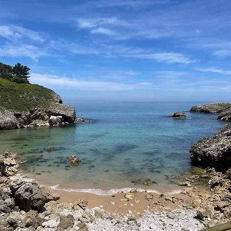 Camino Al Cuera 公寓 *