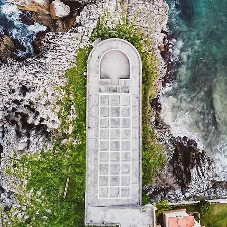 Camino Al Cuera 公寓